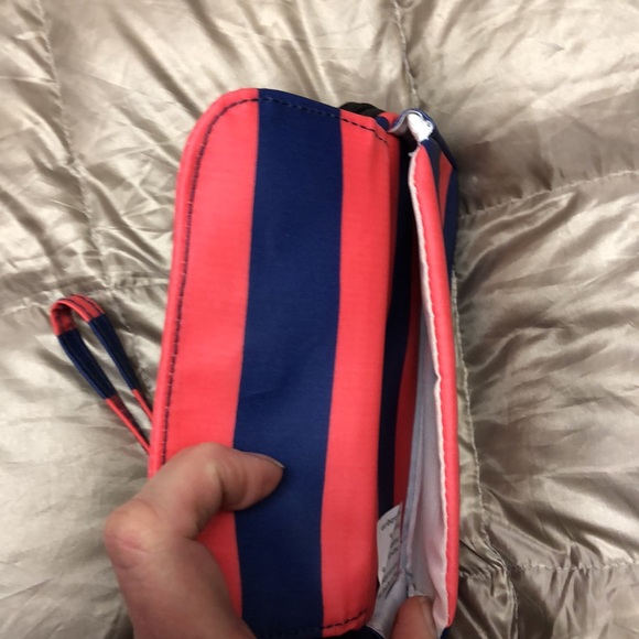 Scout waterproof ID wristlet - Picture 4 of 4